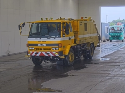 ISUZU FORWARD