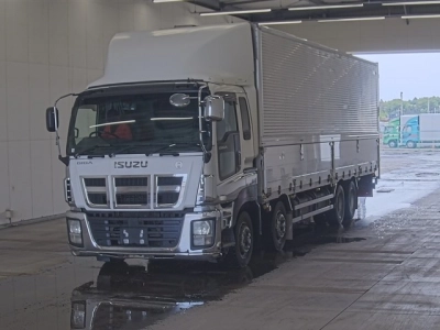 ISUZU GIGA