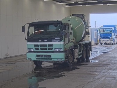 ISUZU GIGA