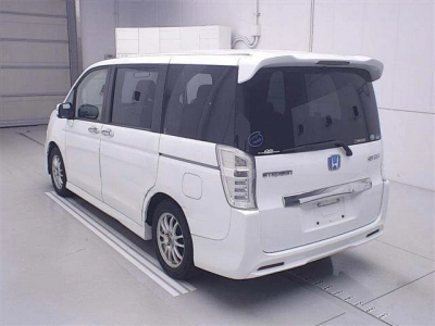 HONDA STEPWGN SPADA