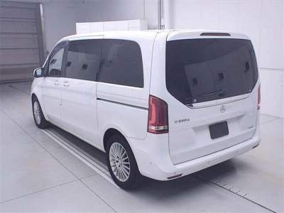MERCEDES BENZ V CLASS