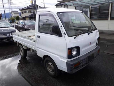 MITSUBISHI MINICAB