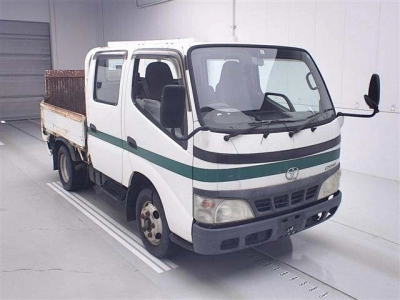 TOYOTA DYNA