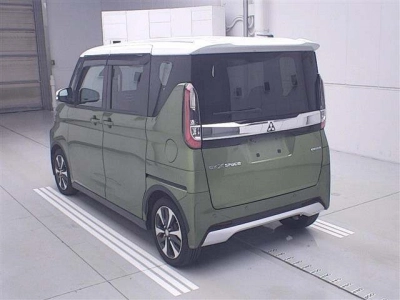 MITSUBISHI EK X SPACE