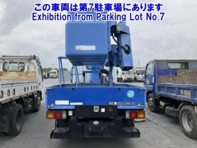 MITSUBISHI CANTER