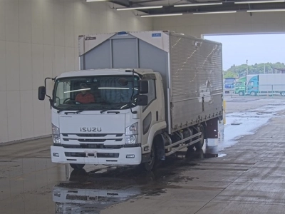 ISUZU FORWARD