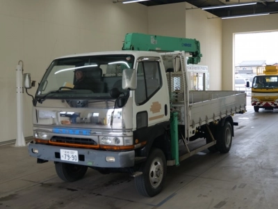 MITSUBISHI CANTER