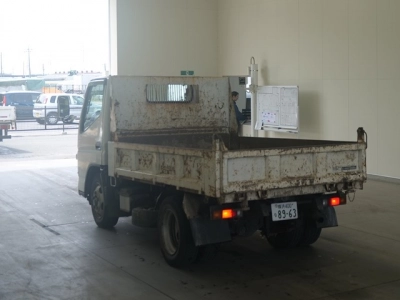 MITSUBISHI CANTER