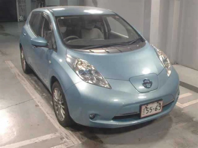 NISSAN LEAF
