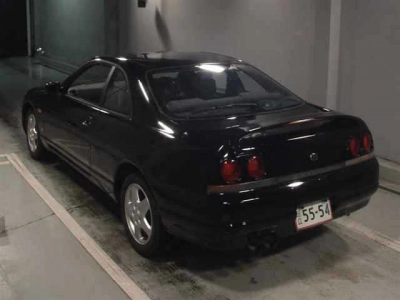 NISSAN SKYLINE