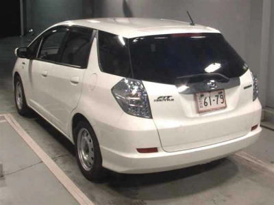HONDA FIT SHUTTLE
