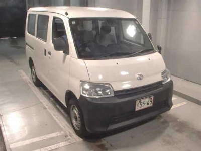 TOYOTA TOWN ACE VAN