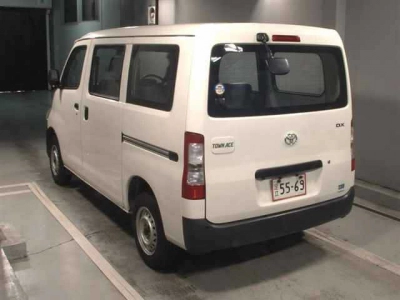 TOYOTA TOWN ACE VAN