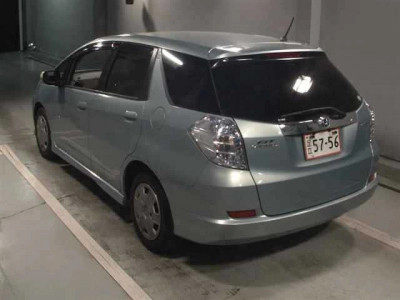 HONDA FIT SHUTTLE