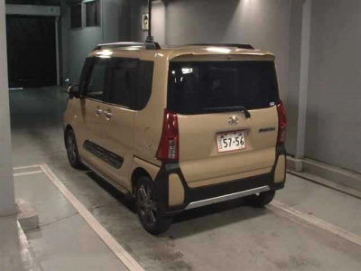 DAIHATSU TANTO FUN CROSS