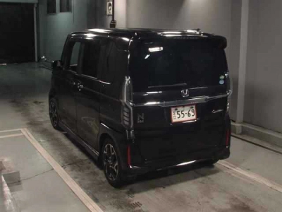HONDA N BOX CUSTOM