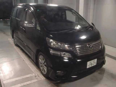 TOYOTA VELLFIRE