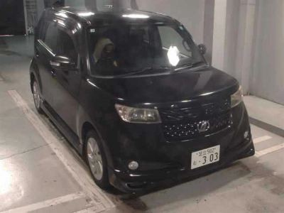 TOYOTA BB