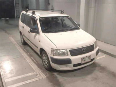 TOYOTA SUCCEED VAN