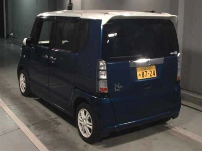 HONDA N BOX +