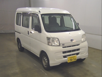 TOYOTA PIXIS VAN