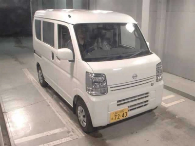 NISSAN NV100 CLIPPER