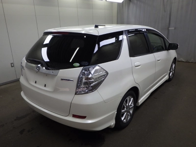 HONDA FIT SHUTTLE