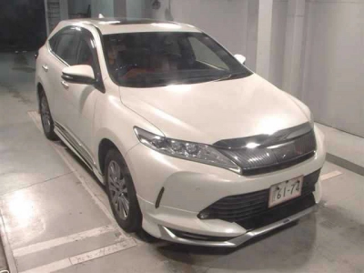 TOYOTA HARRIER