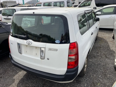 TOYOTA SUCCEED VAN