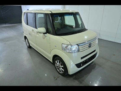 HONDA N BOX +