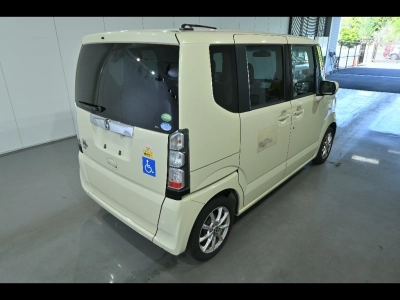 HONDA N BOX +