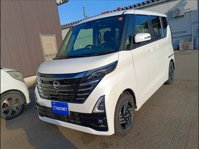 NISSAN ROOX
