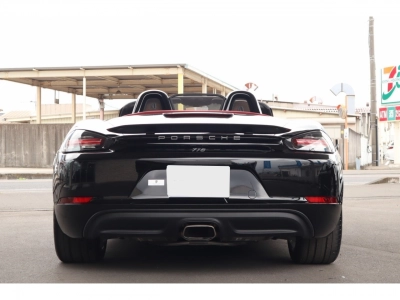 PORSCHE 718 BOXSTER