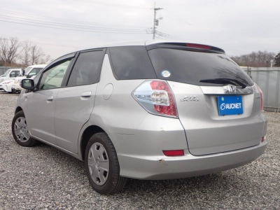 HONDA FIT SHUTTLE HYBRID