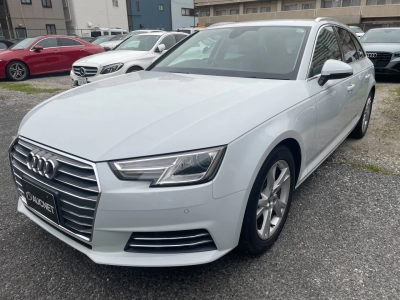 AUDI A4 AVANTE
