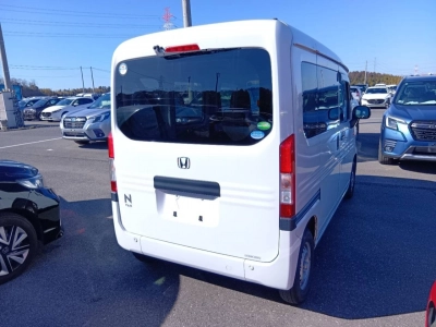 HONDA N-VAN