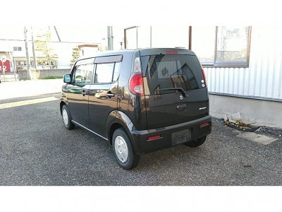 SUZUKI MRWAGON