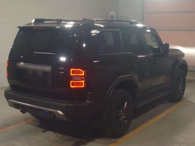 TOYOTA LAND CRUISER 250