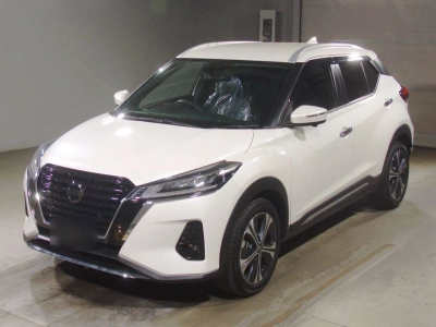 NISSAN KICKS