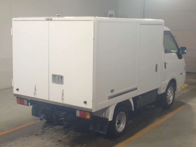 NISSAN VANETTE TRUCK