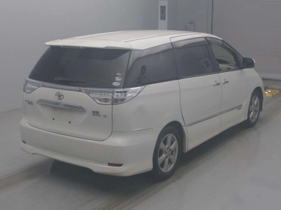 TOYOTA ESTIMA HYBRID
