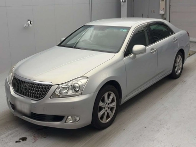 TOYOTA CROWN MAJESTA