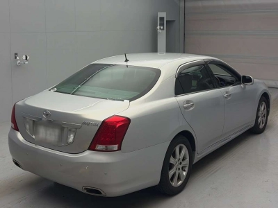 TOYOTA CROWN MAJESTA