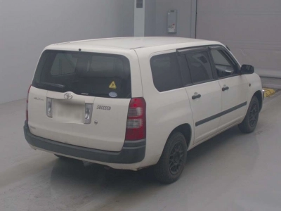 TOYOTA SUCCEED VAN