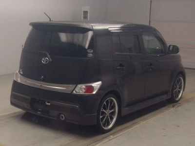 TOYOTA BB