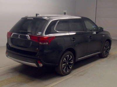 MITSUBISHI OUTLANDER PHEV