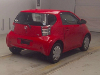 TOYOTA IQ