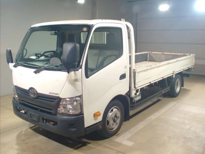 TOYOTA DYNA TRUCK