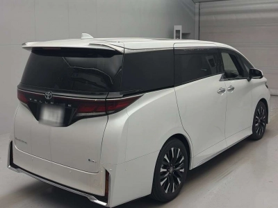 TOYOTA VELLFIRE HYBRID