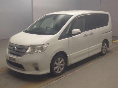 NISSAN SERENA